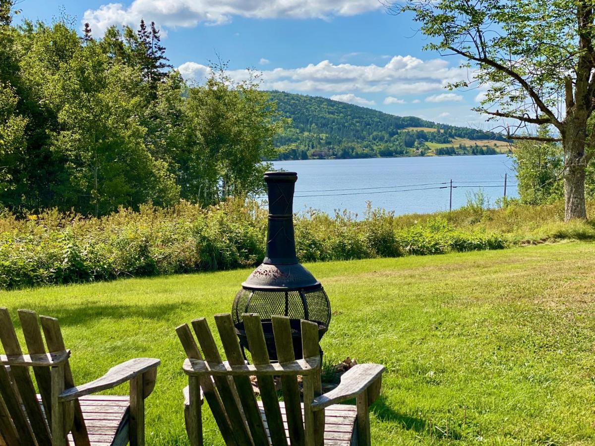 Broadwater Inn & Cottages Baddeck Exterior photo